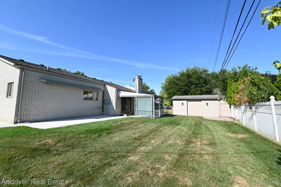 26722 Cecile Street, Dearborn Heights, MI 48127 - #2