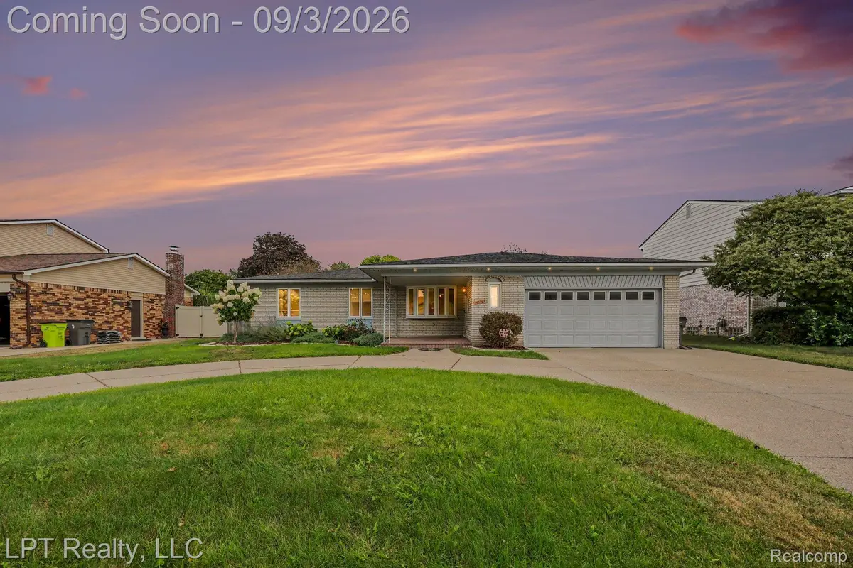 39316 Twenlow Drive, Clinton, MI 48038 - #1
