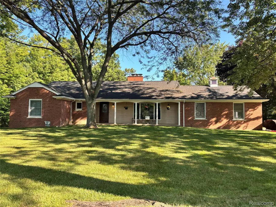 830 W Gilford Road, Caro, MI 48723 - #2