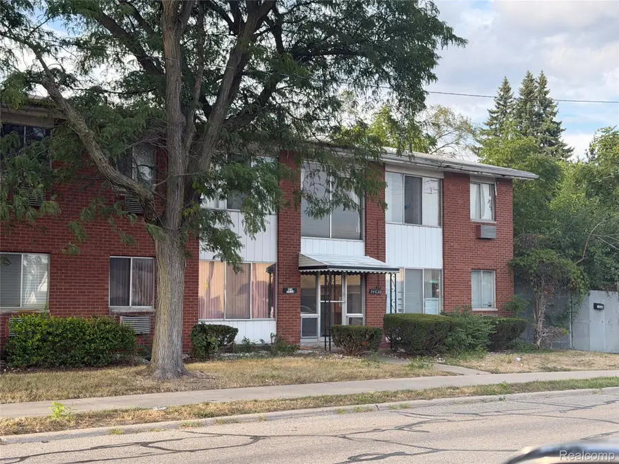 24620 W 7 Mile Road, Detroit, MI 48219 - #2