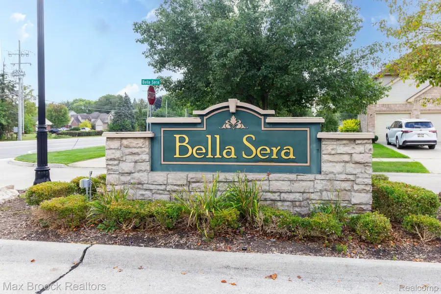 14943 Carmel Drive, Sterling Heights, MI 48312 - #3