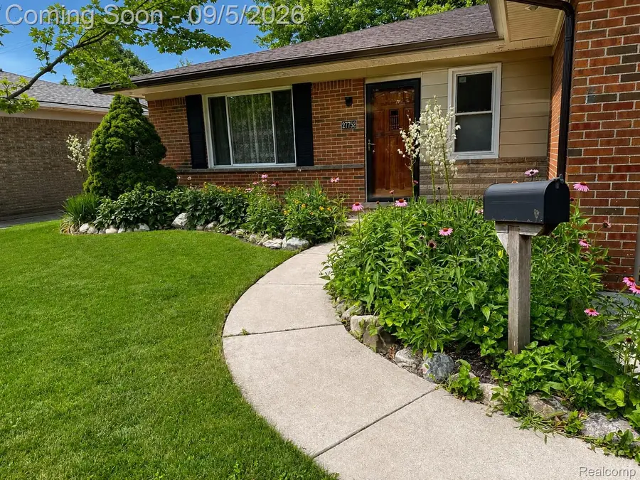 27752 Palomino Drive, Warren, MI 48093 - #2