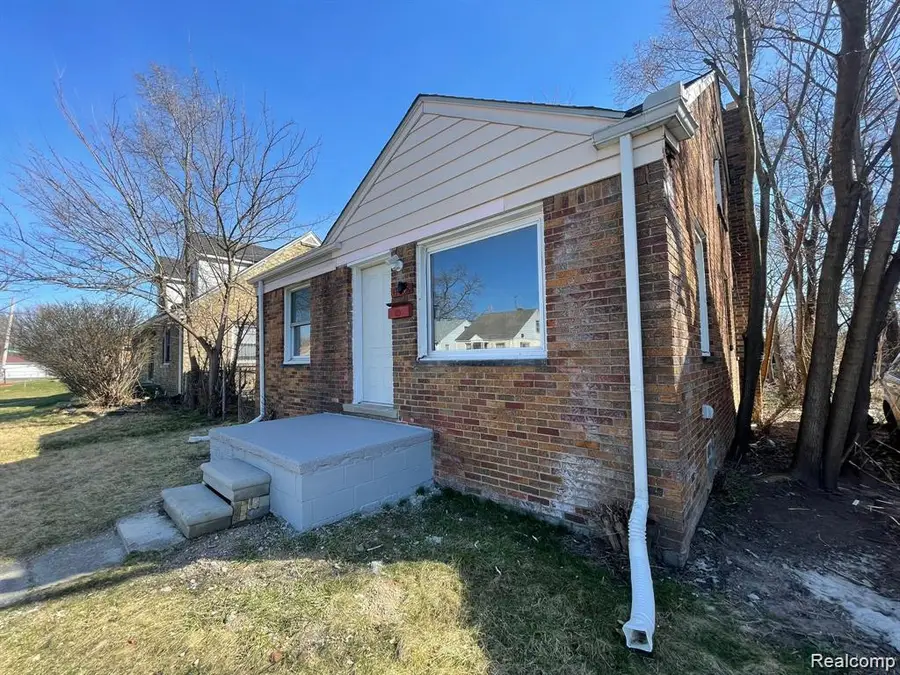 17924 Mackay Street, Detroit, MI 48212 - #2