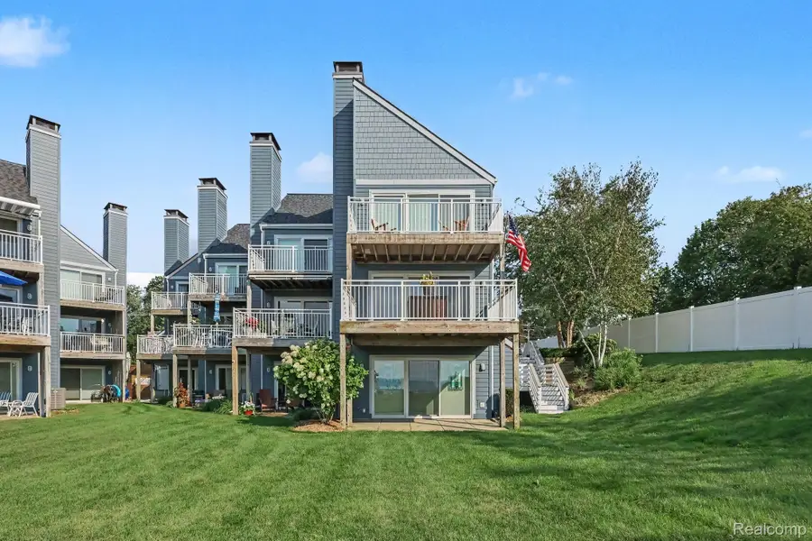 215 North Shore Drive #1, South Haven, MI 49090 - #2