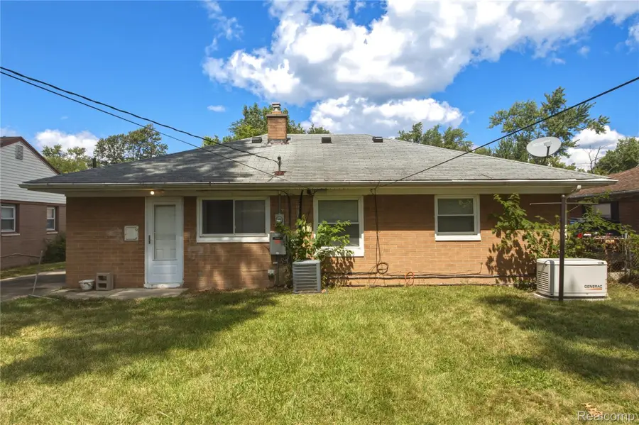 28611 Parkwood Street, Inkster, MI 48141 - #2