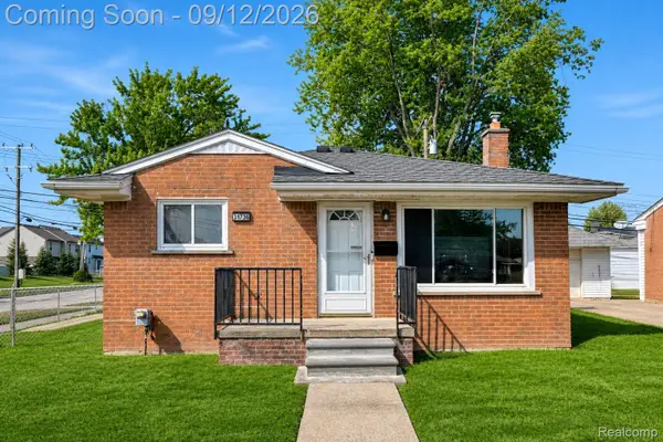 31736 Ann Arbor Trail, Westland, MI 48185