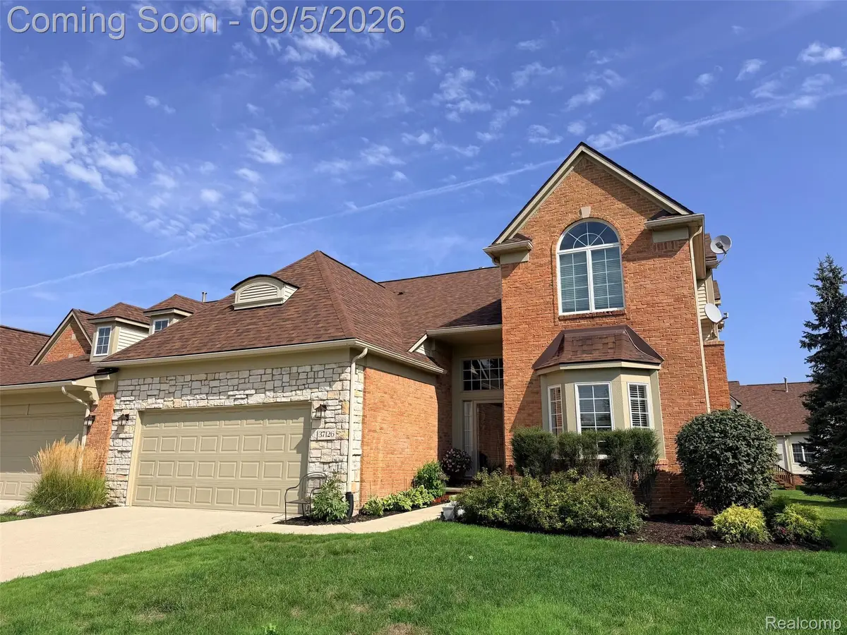 37126 Southwind Court, Farmington Hills, MI 48331 - #1