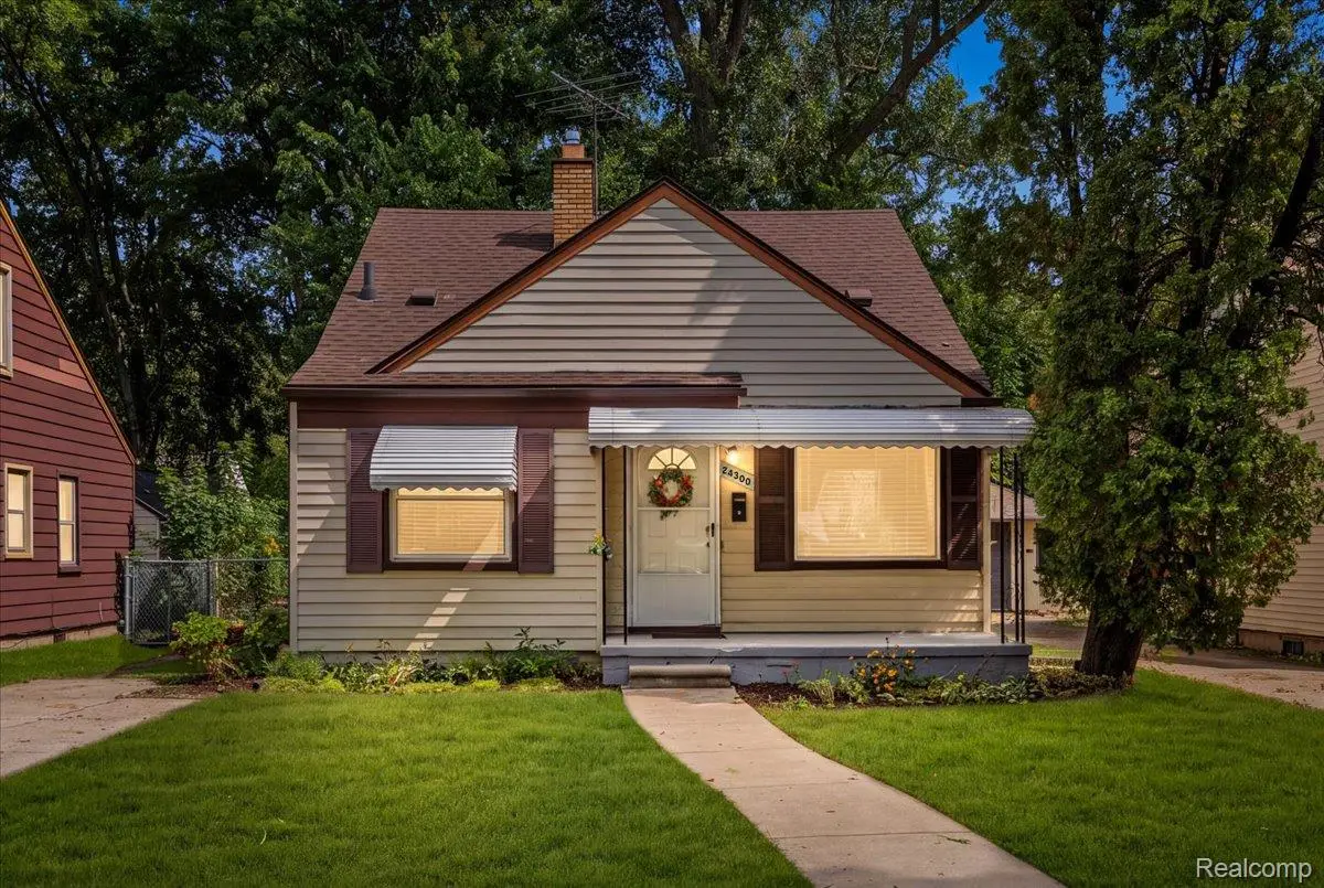 24300 Cloverlawn Street, Oak Park, MI 48237 - #1
