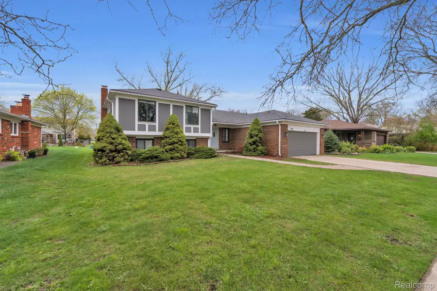 7323 Burgundy Street, Canton, MI 48187 - #2