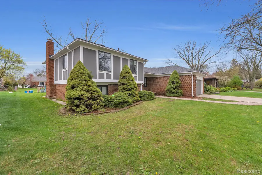 7323 Burgundy Street, Canton, MI 48187 - #3
