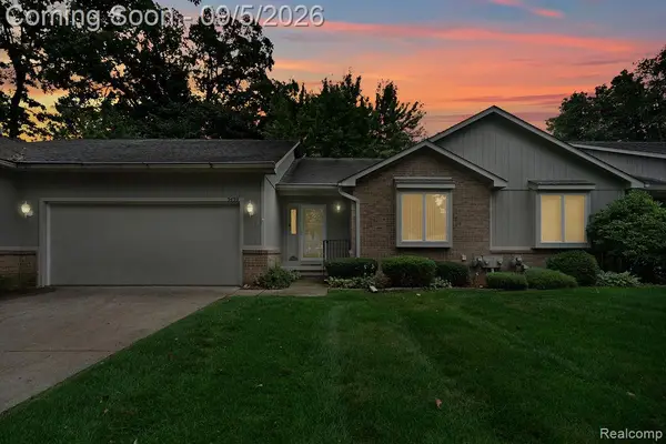 5439 Hickory Circle, Flushing, MI 48433