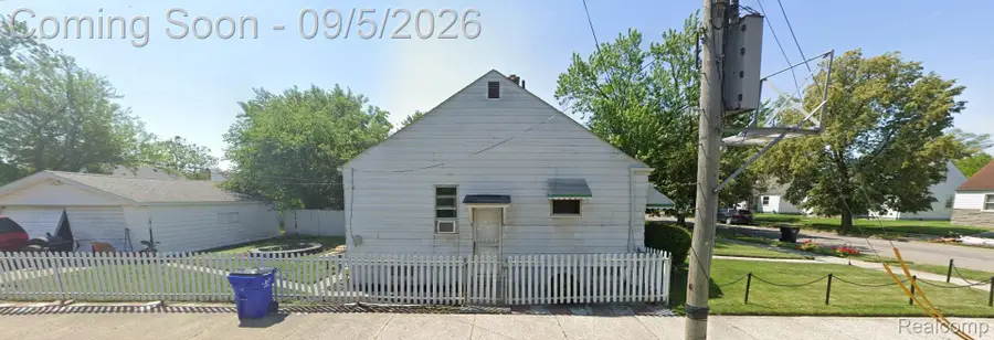 20320 Dresden Street, Detroit, MI 48205 - #3