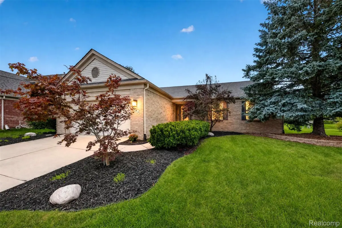 4240 Sherwood Circle, Canton, MI 48188 - #1