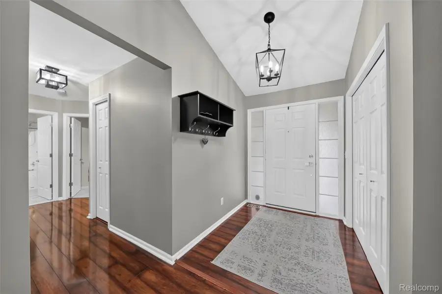 4240 Sherwood Circle, Canton, MI 48188 - #3