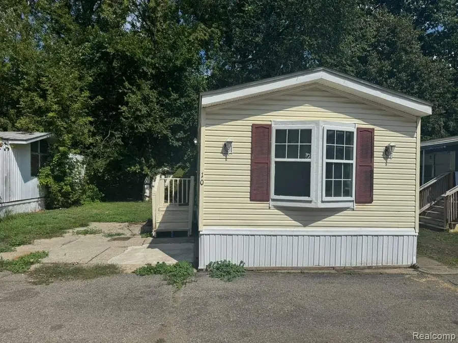 4404 Davison Road Lot #10, Burton, MI 48509 - #2