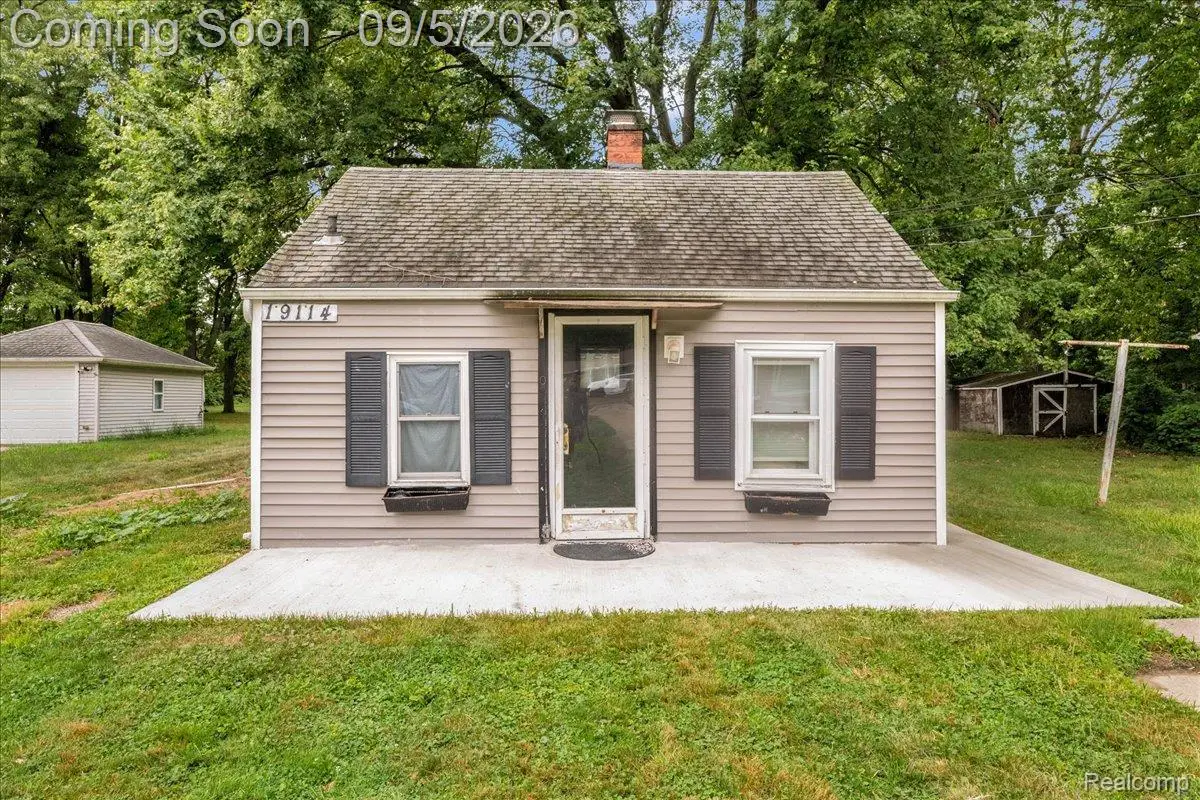 19114 Toepfer Drive, Eastpointe, MI 48021 - #1