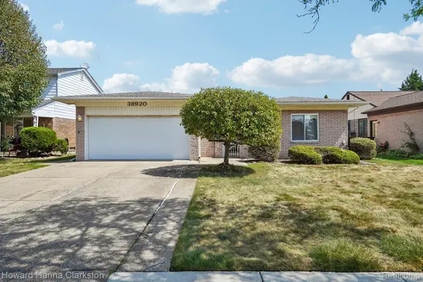 38920 Lowell Court, SterlingHeights, MI 48310
