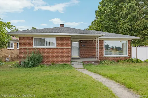 14361 W 10 Mile Road, OakPark, MI 48237