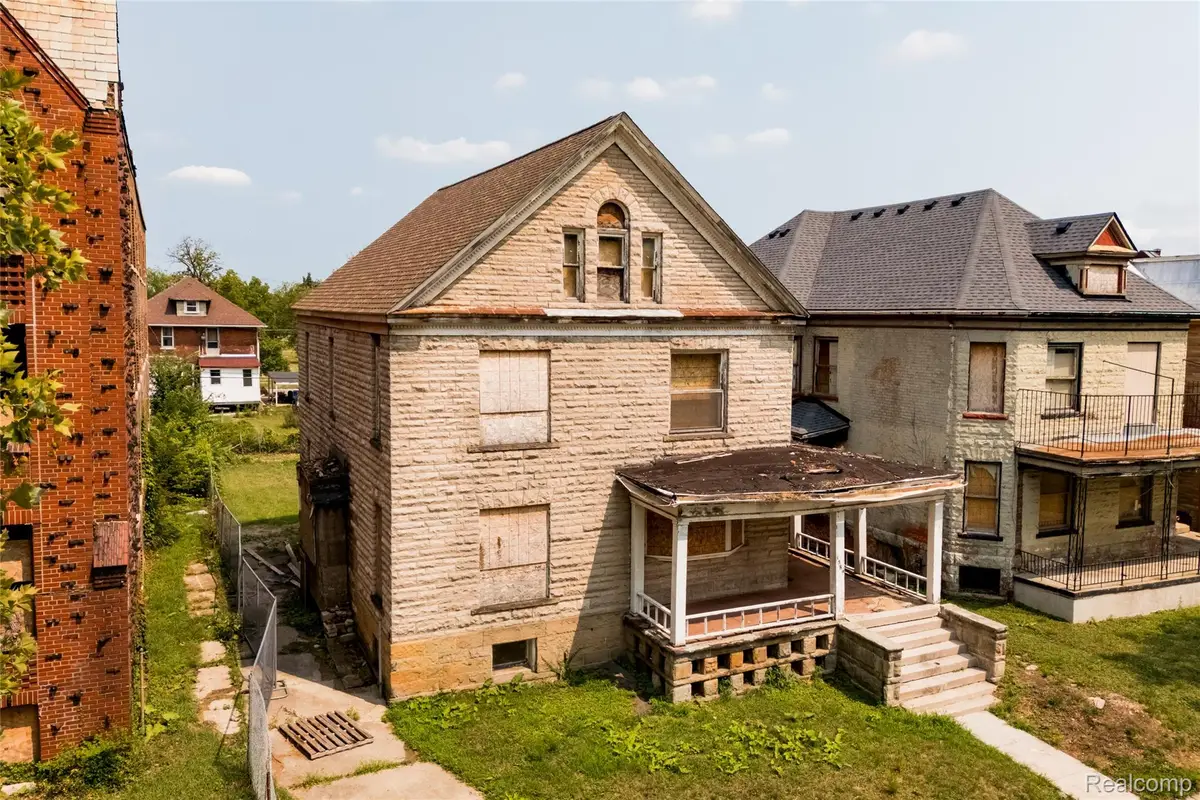 1582 Cadillac Boulevard, Detroit, MI 48214 - #1