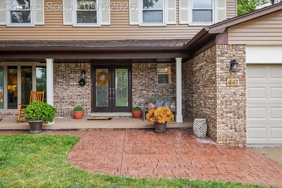 441 Pinehurst Drive, Rochester Hills, MI 48309 - #2