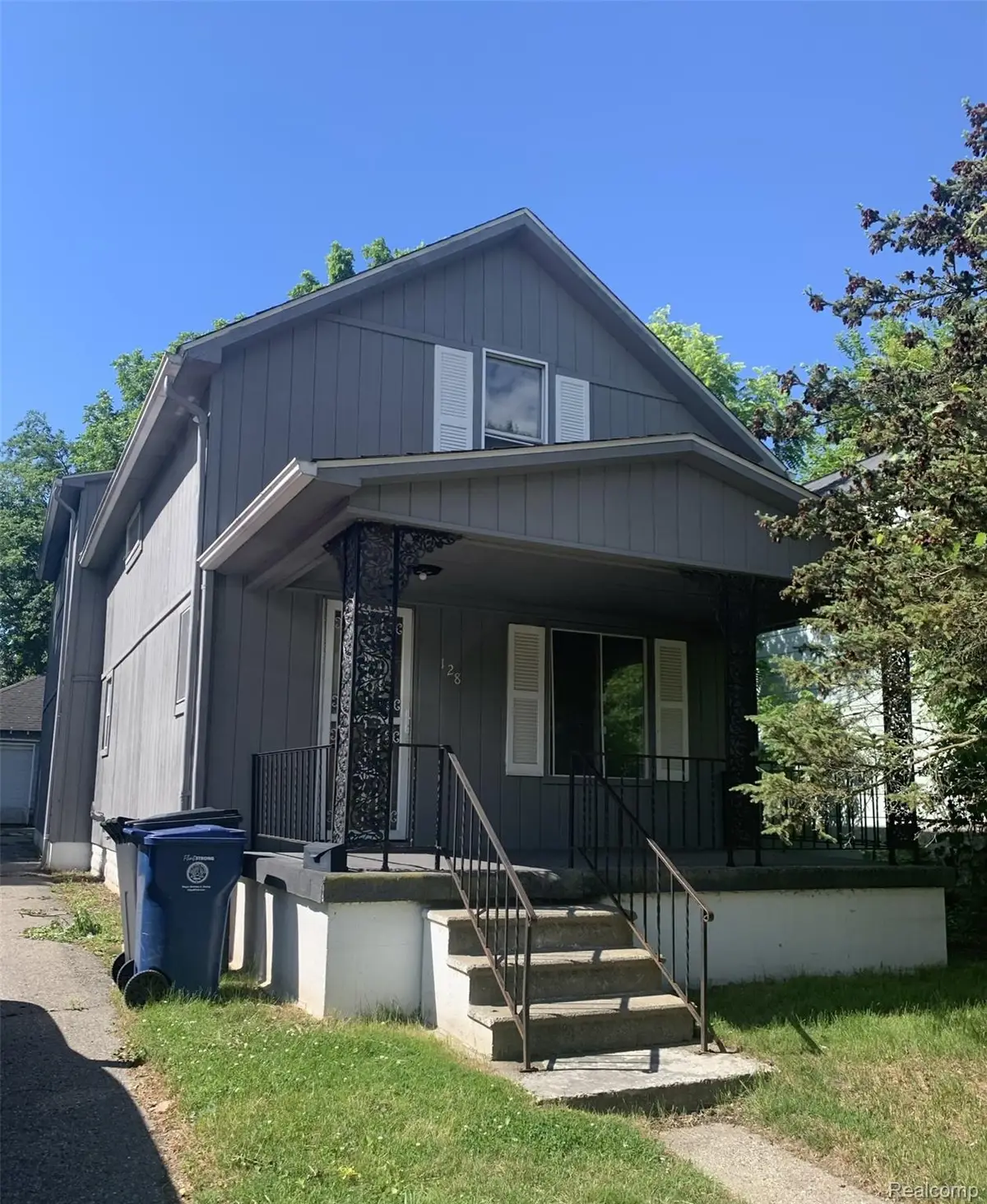 128 E Lakeview Avenue, Flint, MI 48503 - #1