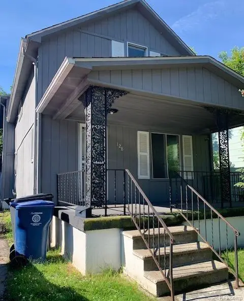 128 E Lakeview Avenue, Flint, MI 48503 - #2