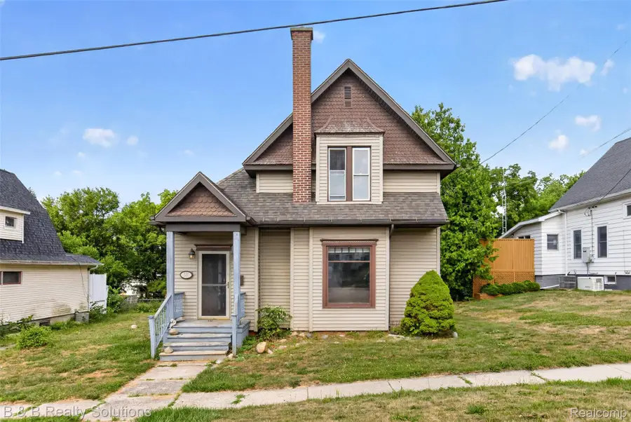 307 N Cherry Street, Flushing, MI 48433 - #3