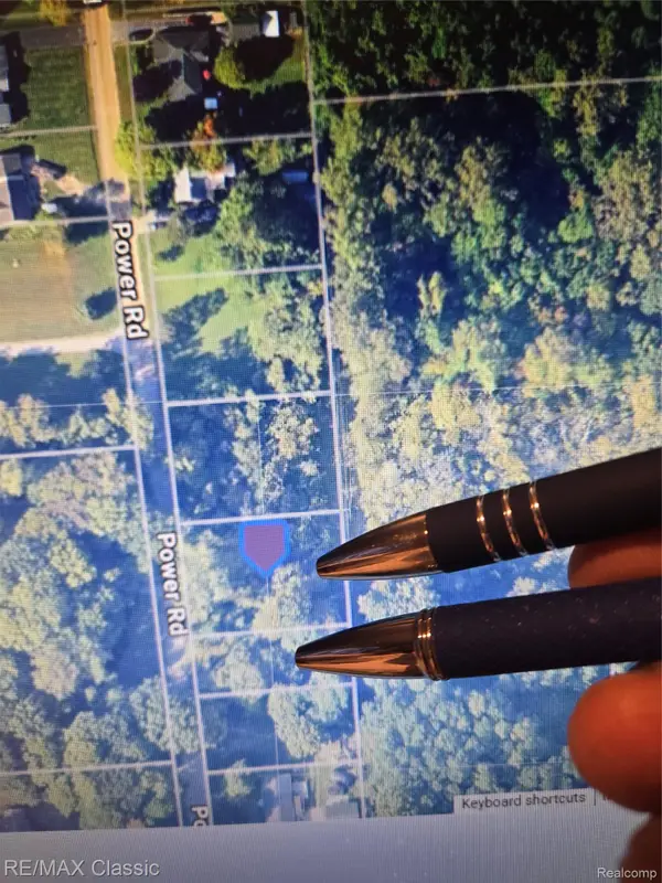Lot #174 and #175 Power ST, FarmingtonHills, MI 48331