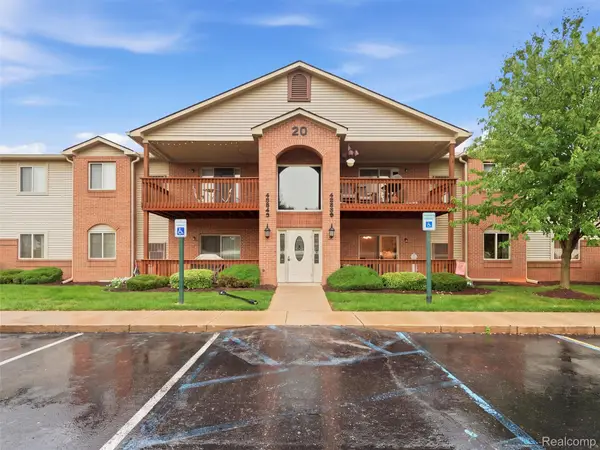 45849 Wildrye Court #4, VanBurenTwp, MI 48111