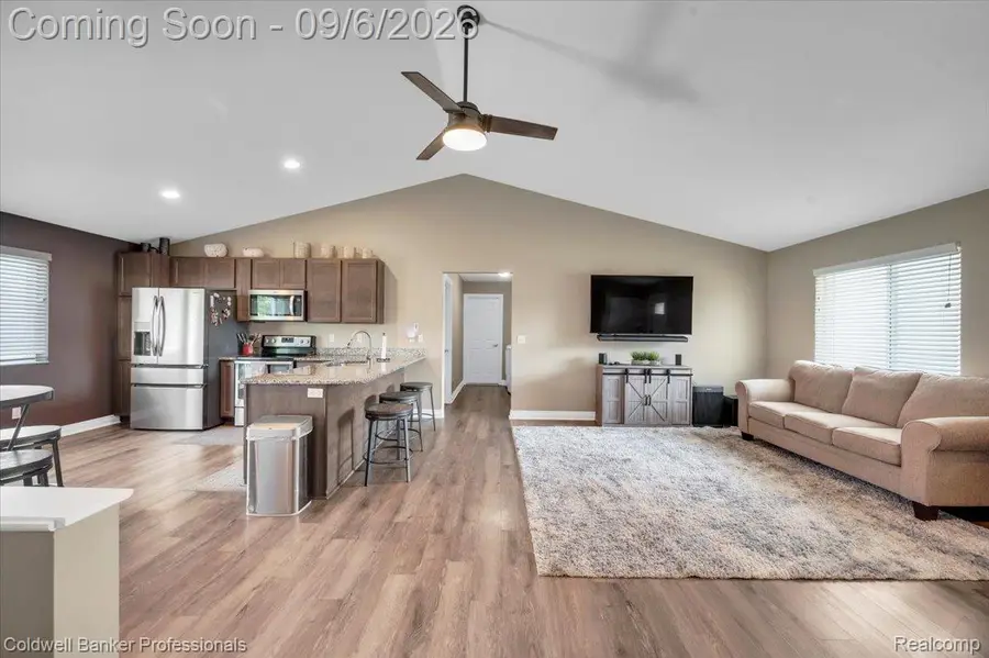 47 Old Carriage Lane, Lapeer, MI 48446 - #3