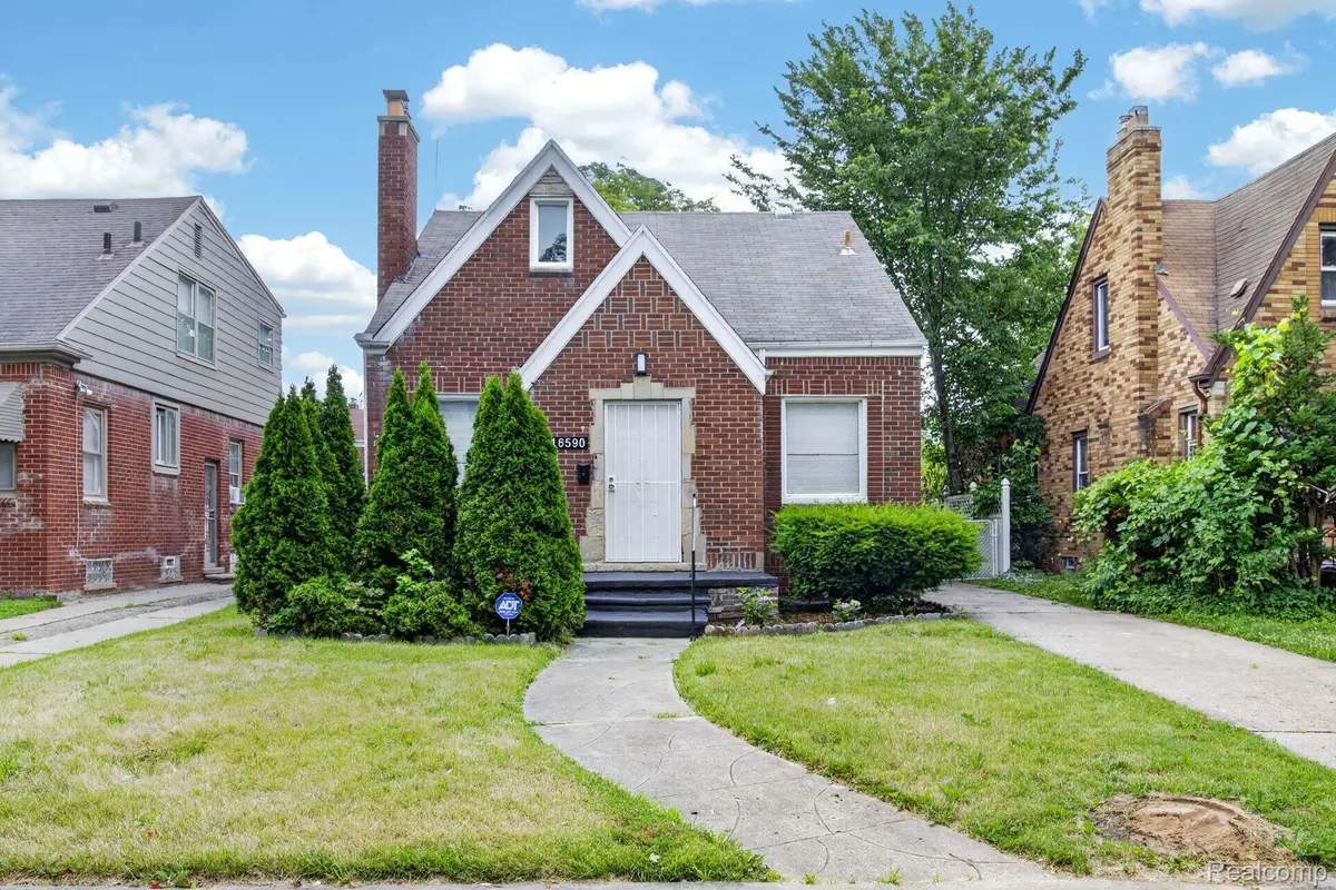 16590 Gilchrist Street, Detroit, MI 48235 - #1