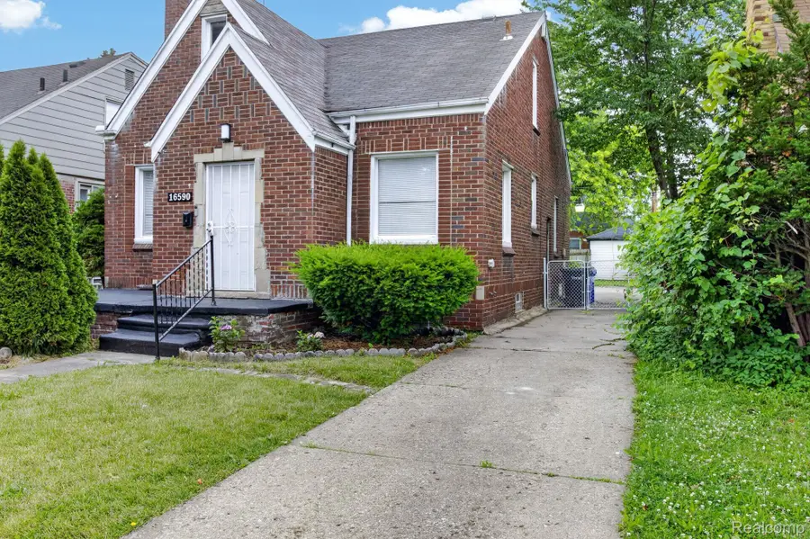 16590 Gilchrist Street, Detroit, MI 48235 - #3