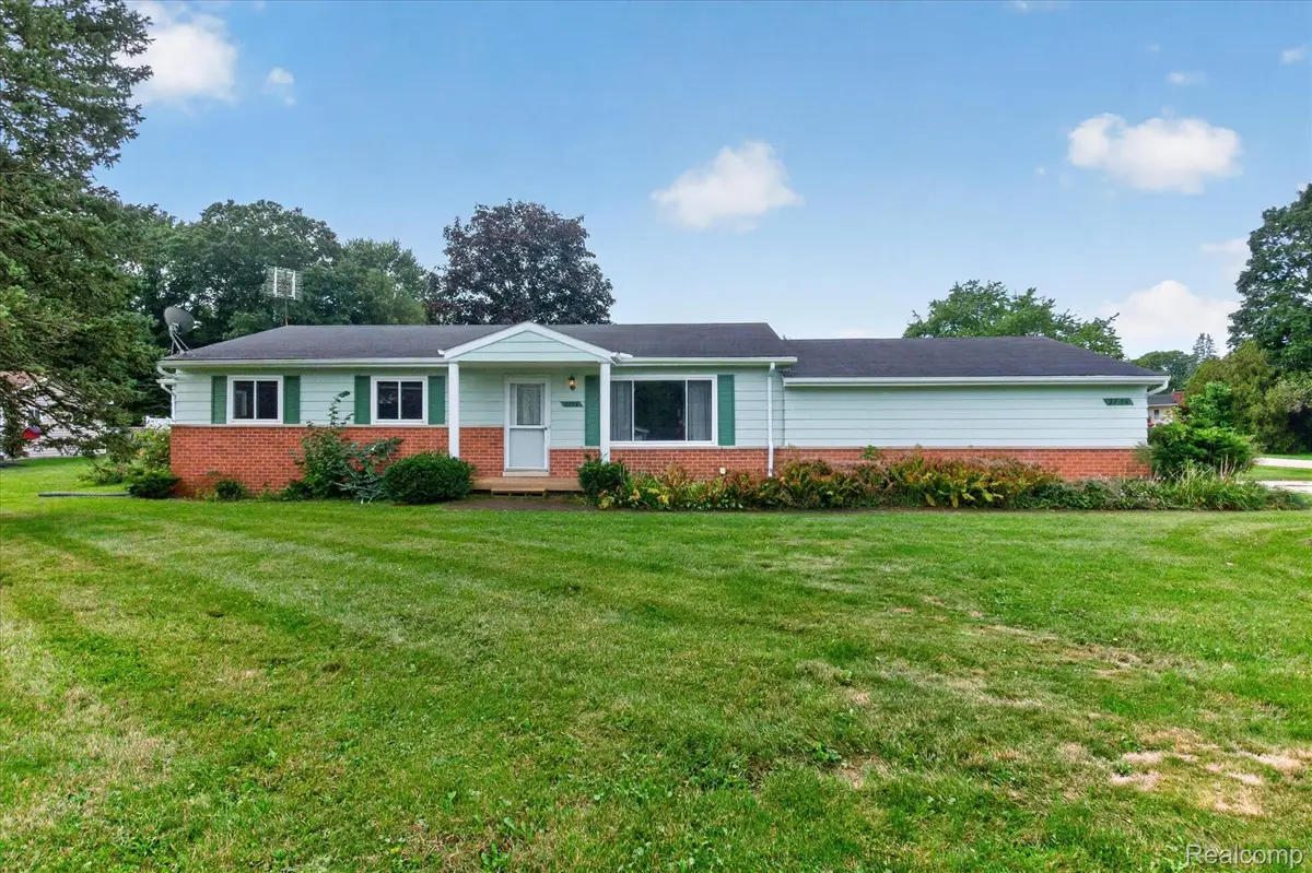 2736 Earl Lake Road, Howell, MI 48843 - #1