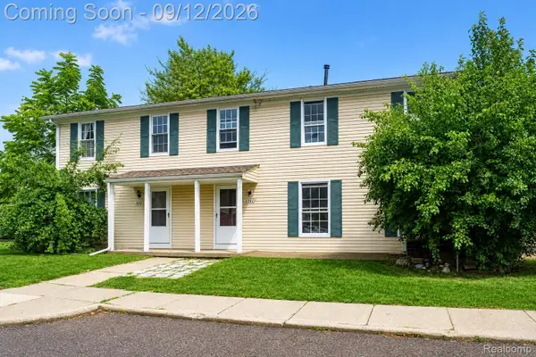 6980 Harvard Lane #127, Canton, MI 48187