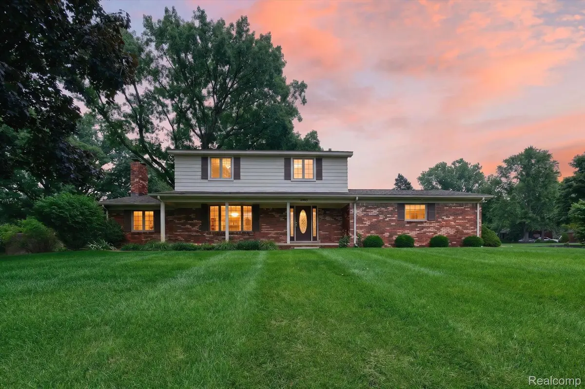 4910 Curtis Lane, Clarkston, MI 48346 - #1