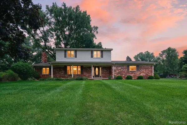 4910 Curtis Lane, Clarkston, MI 48346