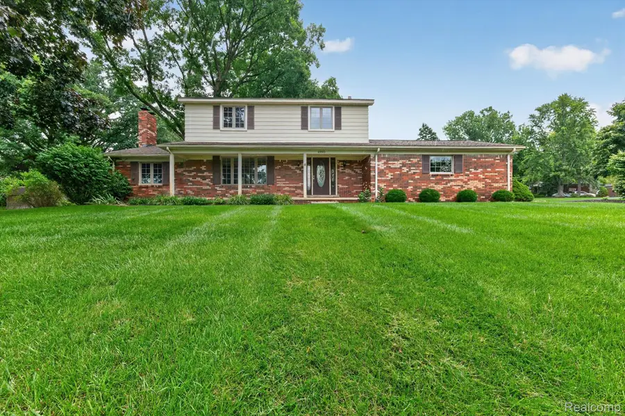 4910 Curtis Lane, Clarkston, MI 48346 - #3