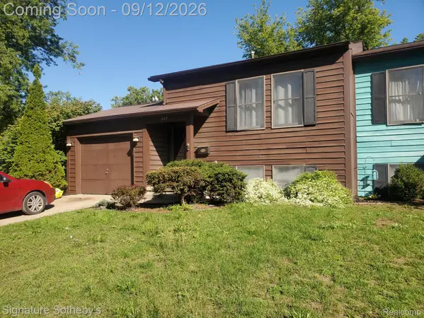 605 Amelia Avenue S, RoyalOak, MI 48073