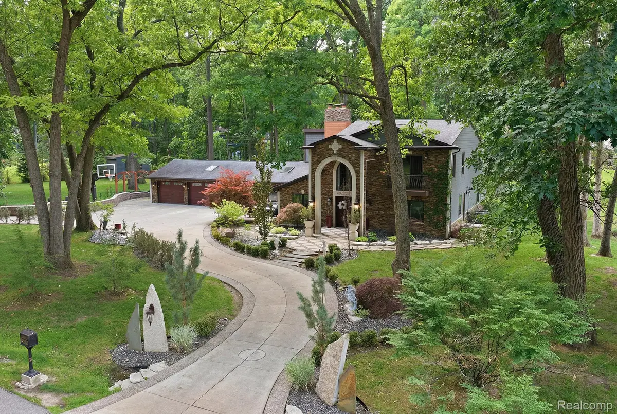 1258 Priscilla Lane, Rochester Hills, MI 48309 - #1