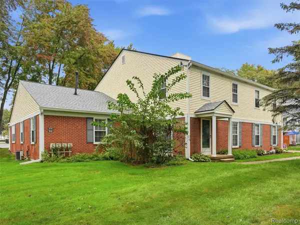 24763 Meadow Creek Drive, HarrisonTownship, MI 48045