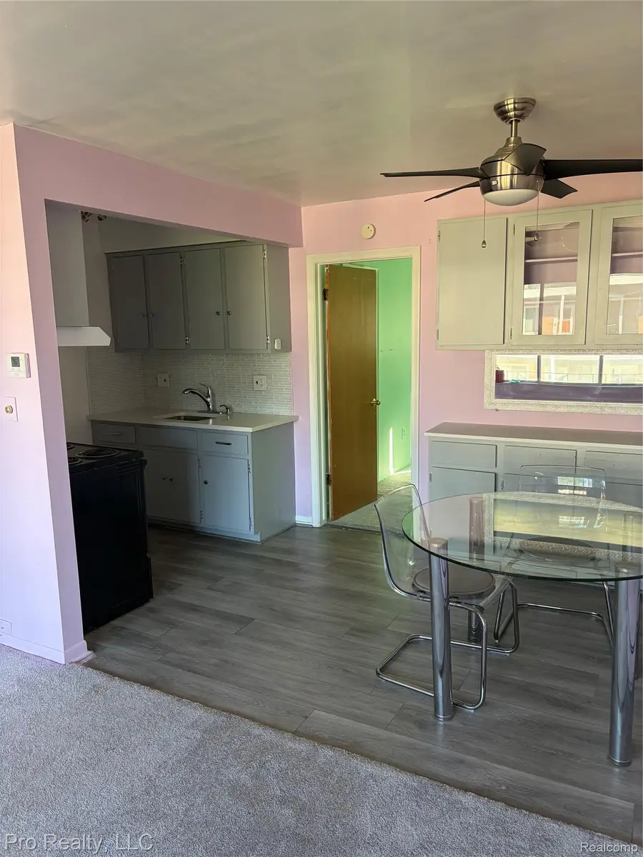 17121 Redford Street #213, Detroit, MI 48219 - #3