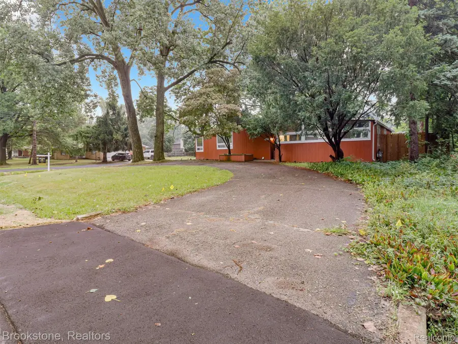 19741 Mahon Street, Southfield, MI 48075 - #3