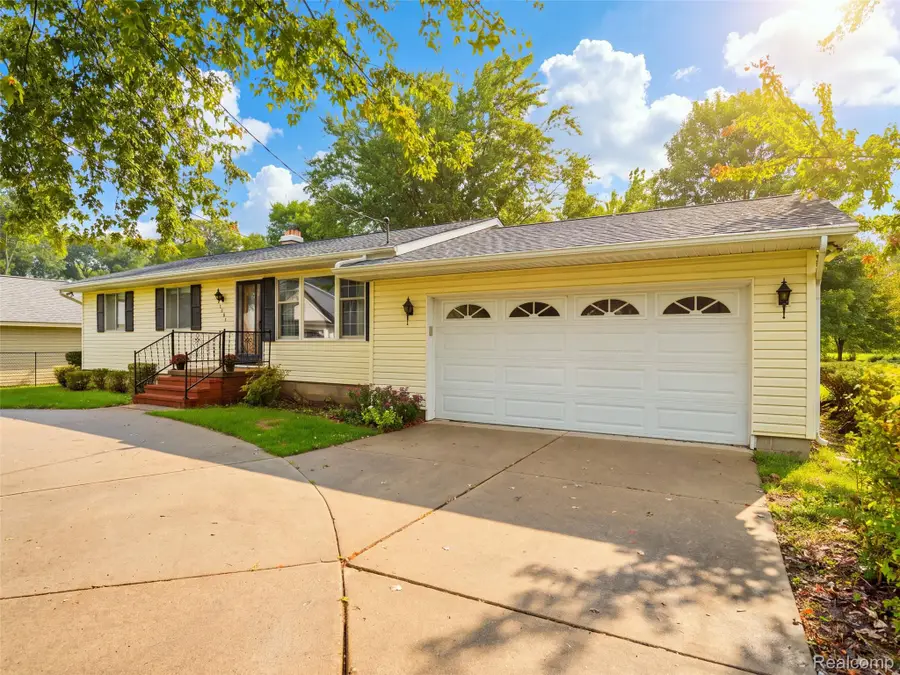 1353 Elmhurst Drive, Howell, MI 48843 - #3