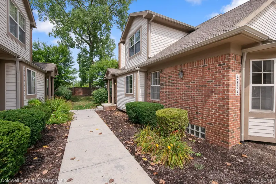 42756 Gateway Drive #4, Plymouth, MI 48170 - #3
