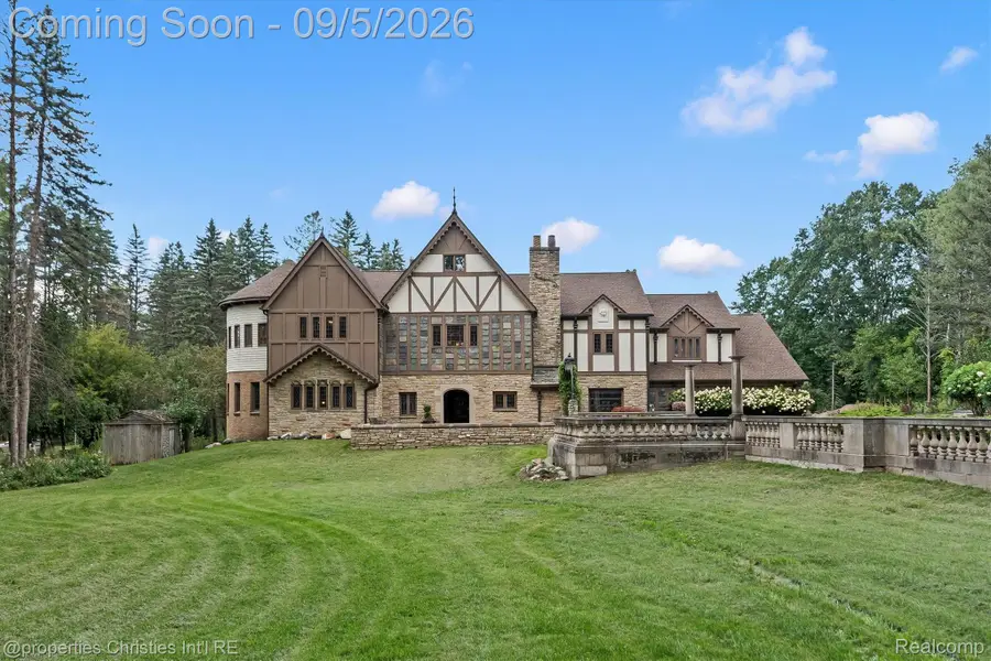 1540 Mill Race, Rochester Hills, MI 48306 - #3