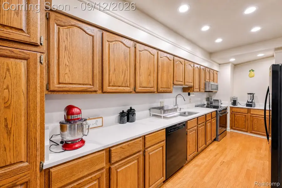 43050 12 Oaks Crescent Drive #4055, Novi, MI 48377 - #2