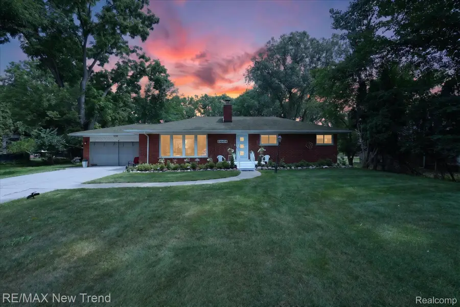 24414 Lois Lane, Southfield, MI 48075 - #2