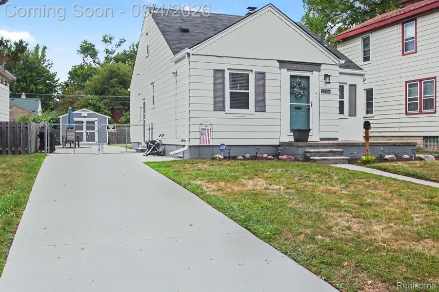 25356 Ivanhoe, Redford, MI 48239 - #2