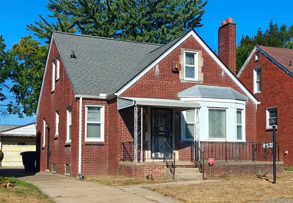 8527 Whitcomb Street, Detroit, MI 48228