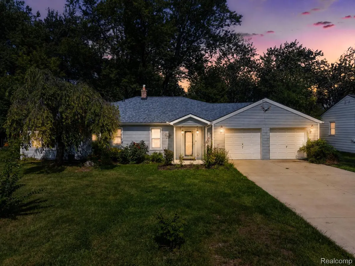 1832 Tamm Avenue, Rochester Hills, MI 48309 - #1